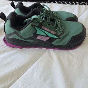 Altra Lone Peak 7 trail running shoes in the seafoam/green and purple